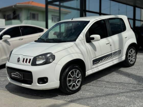 FIAT UNO 1.4 EVO SPORTING 8V FLEX 4P MANUAL